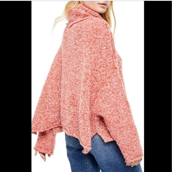 🧣 Free People BFF Cowl Neck Sweater – Size Small – Oversized Knit 🧣 - Picture 2 of 7